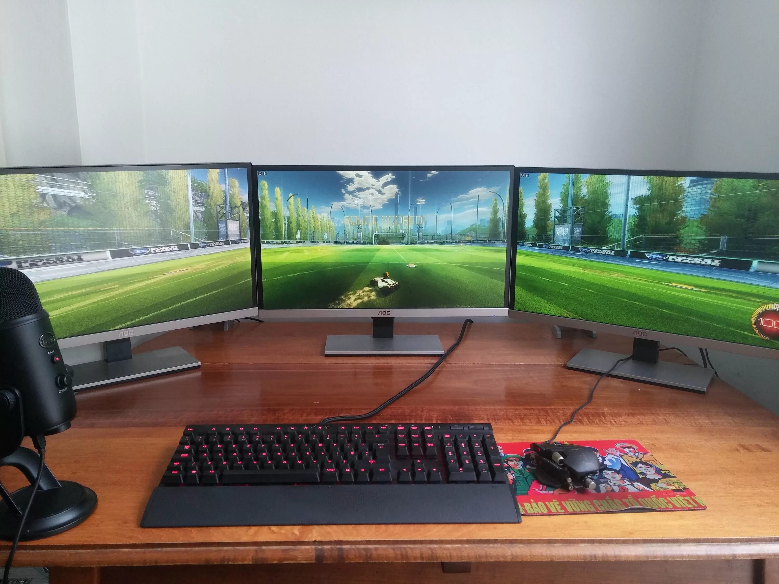 2 игровых монитора. 31.5" Монитор Samsung u32j590uqi. NVIDIA Surround 3 монитора.