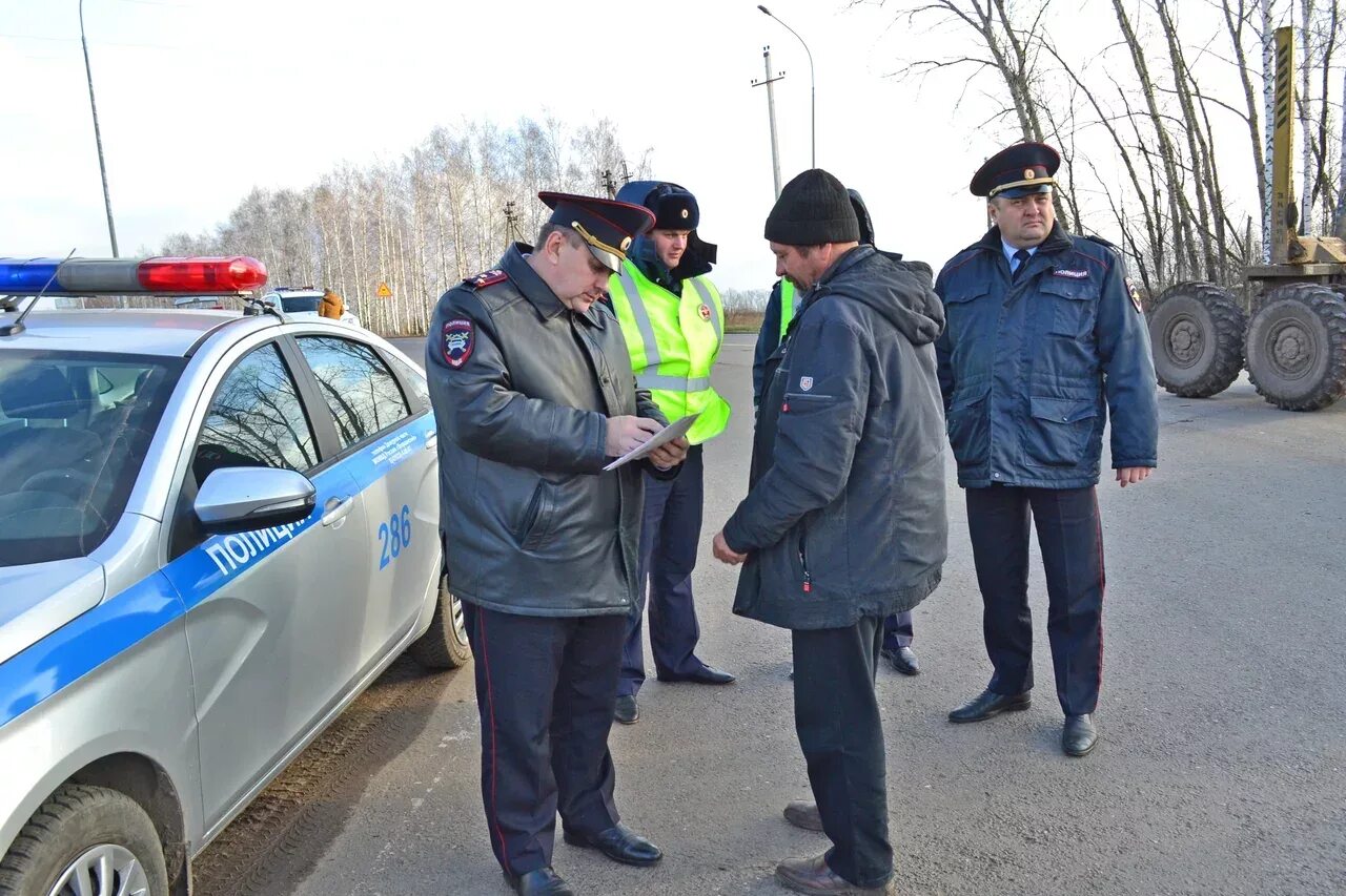 Начальник безопасности движения. Начальник ГИБДД Моршанска Тамбовской области. Полиция Моршанск. ДПС Моршанск. ГИБДД Моршанск.