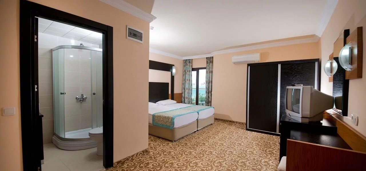 Отель мс бич отзывы. Mahberi beach hotel 4. отель m.c mahberi beach hotel. mc mahberi beach hotel 4 турция алания. mc mahberi beach hotel 4 фото.