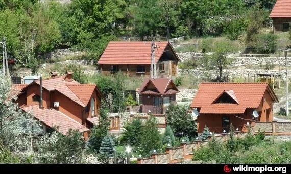 Дом шевчука. Деревня лебедевка шевчук. шевчук дача лебедевка. строенцы дом шевчука. шевчук на даче.