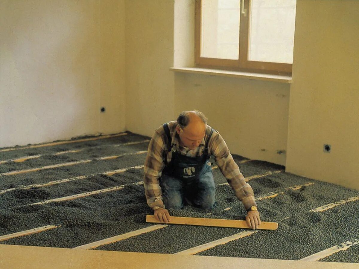 Выровним пол. Система выравнивания деревянного пола. Сухая стяжка пола. Шлифовка бетонных поверхностей. Выравнивание деревянного пола под ламинат.