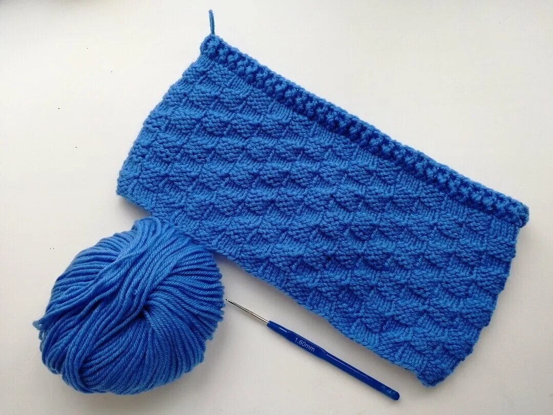 Кромочная петля. Край шарфа спицами. Вязаные шарфики спицами. Край шарфа спицами. Красивый край спицами для шарфа.