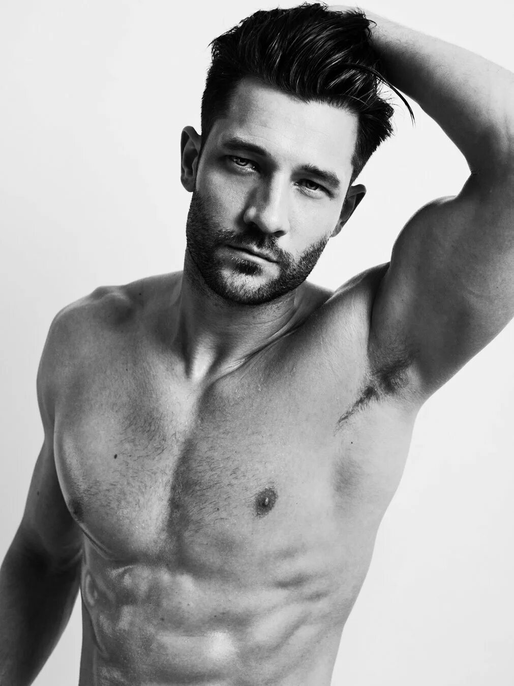 Джон кортахарена. Красивый челик. Испанский манекенщик джон кортахарена. Джон кортахарена фотосессии. Модель испанец джон кортахарена.