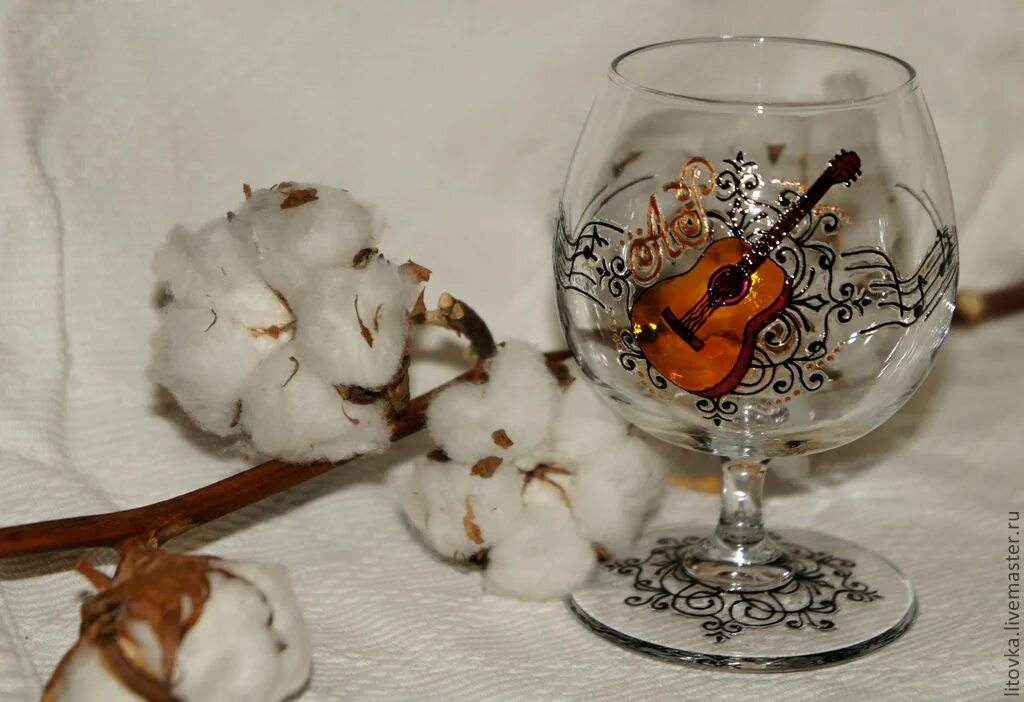 Оловянные фигурки андреа миниатюрес. Бокал декоративный. Чеканка ювелирных изделий. Военно-историческая миниатюра рыцари 90мм. Роспись деревянных изделий.