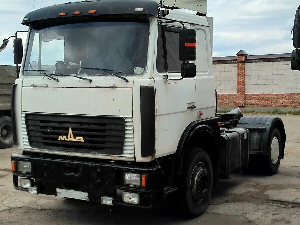 авто б у мазы. маз 5432 серебристый. маз 5440 2006 года. маз 5432 2007. авто б у мазы.