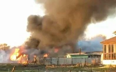 Уссурийск пожар. Уссурийск пожар. Какие пожары большие. Горит склад в уссурийске. Пожар в уссурийске сейчас.