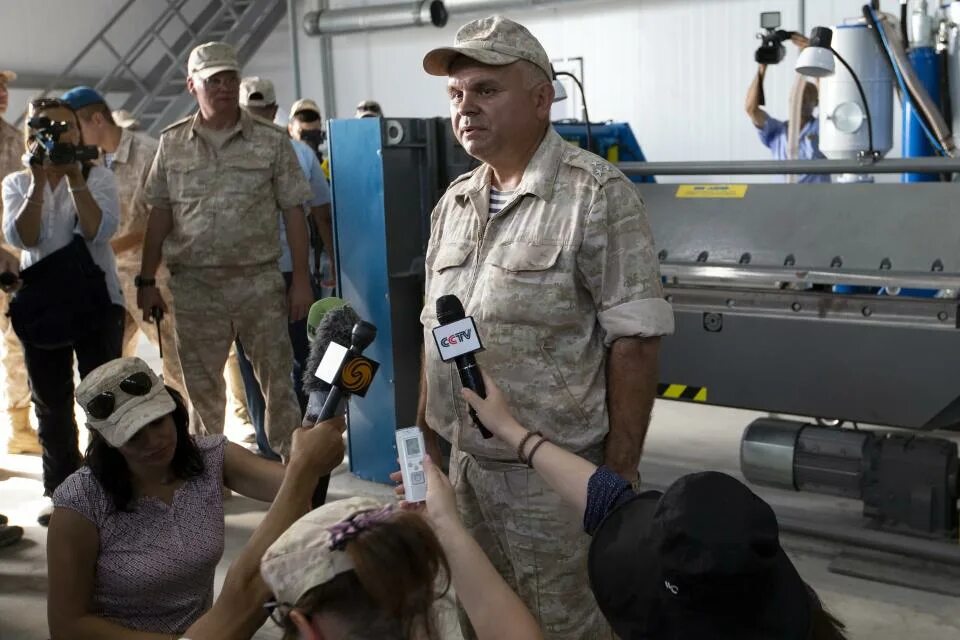 Военно-морской парад в в тартусе. Тартус сирия база вмф. Город латакия сирия. Тартус сирия база вмф. Тартус сирия база вмф.