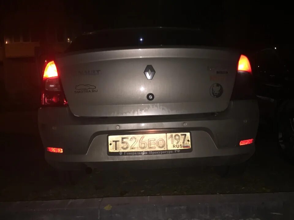 Не горит задний фонарь логан. Задние фары рено логан 1. рено логан 1 тонированные задние фонари. задние диодные фары рено логан 1.