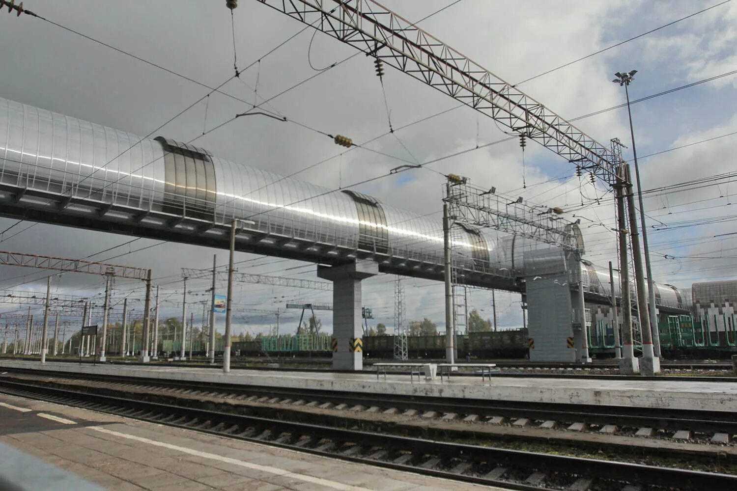 Жд тоннели и пешеходные мосты. Рижская (платформа, октябрьская железная дорога). Платформа перерва мост через пути. Мост через ж д пути. Жд тоннели и пешеходные мосты.
