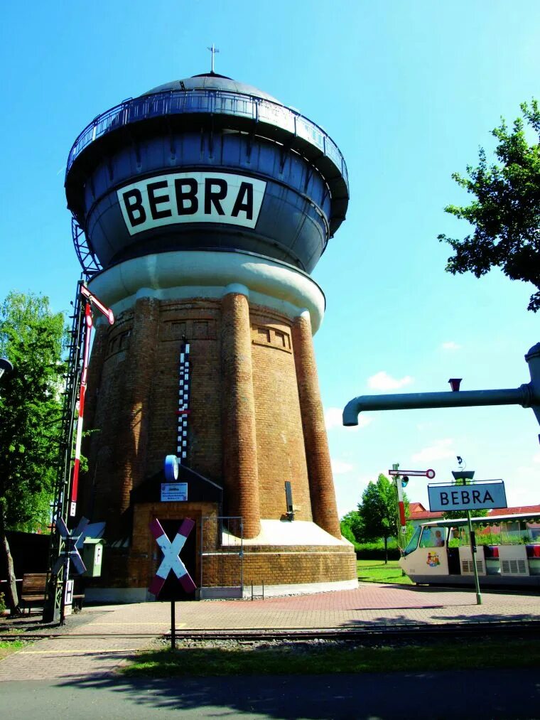 Бебра германия. Wasserturm bebra, музей,. Как выглядит город бебра. Бебра флаг. Немецкий город бебра.