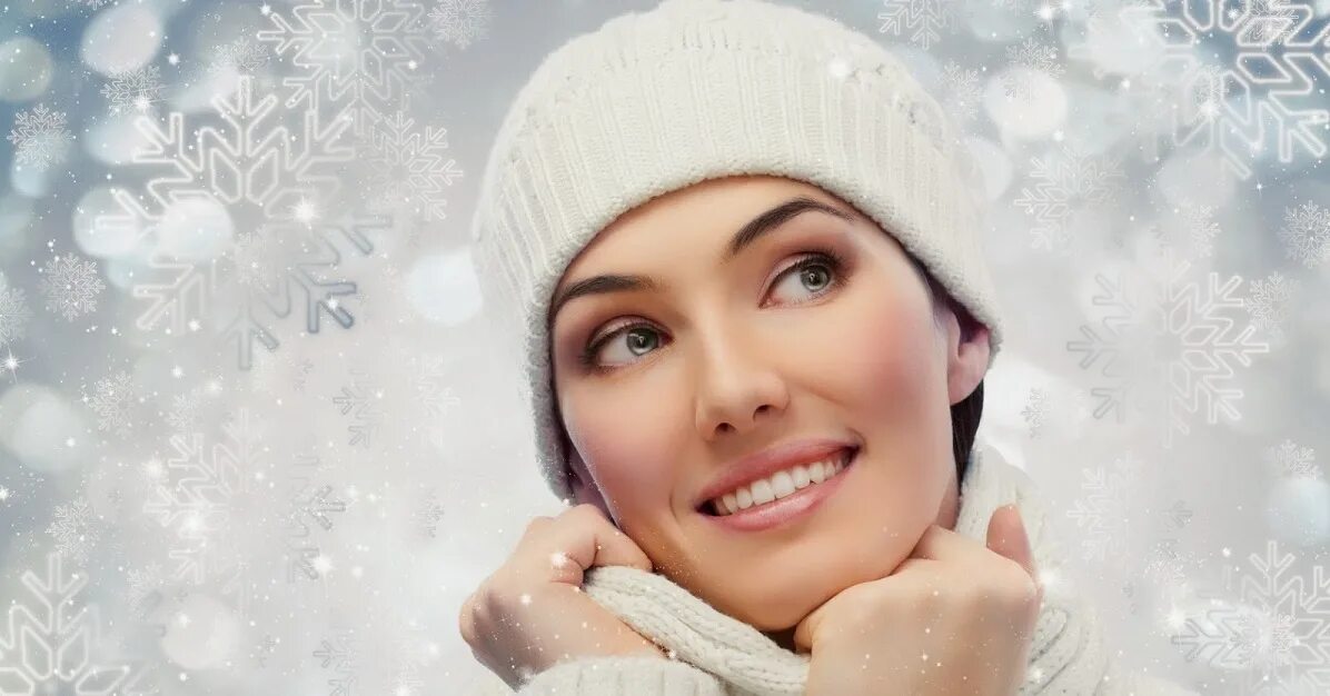 Кожа холод. Красивая снегурочка. девушка зима улыбка. красивые улыбающиеся девушки зимой. зима и кожа лица.