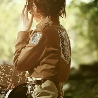 Hanji cosplay
