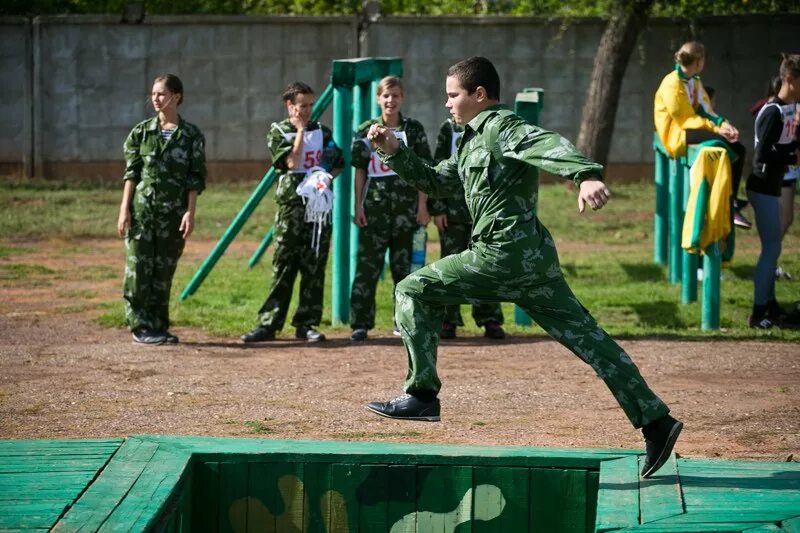 Военно патриотический лагерь Зарница. Зарница Поволжья 2015. Зарница Юнармия. Зарница кадеты.