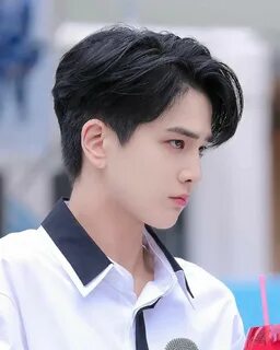 Енхун из the boyz