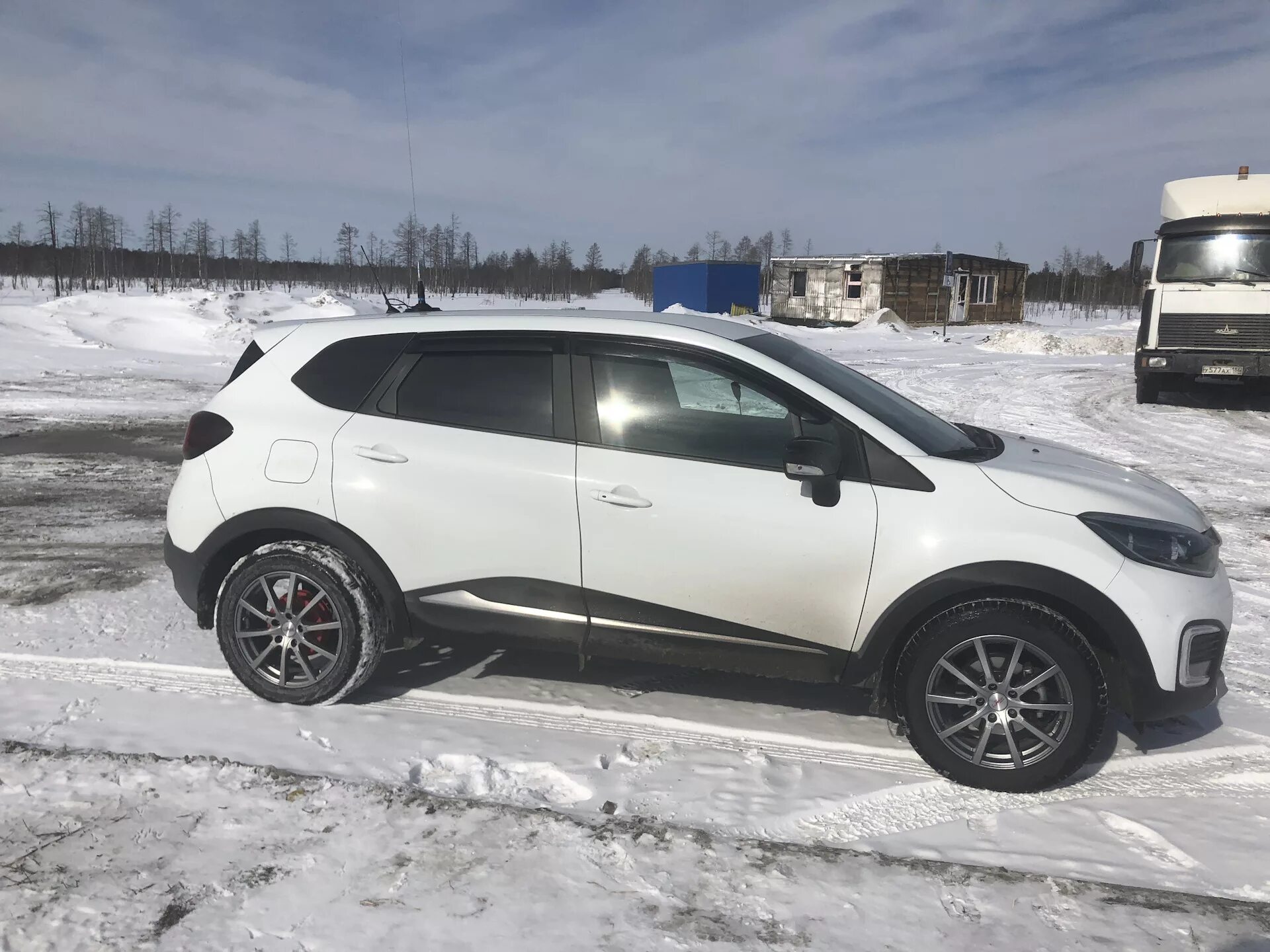 Диски renault captur r16. Диски рено каптур 16. Рено каптур на дисках r18. Диски на рено каптур r16. Диски рено каптур 17.