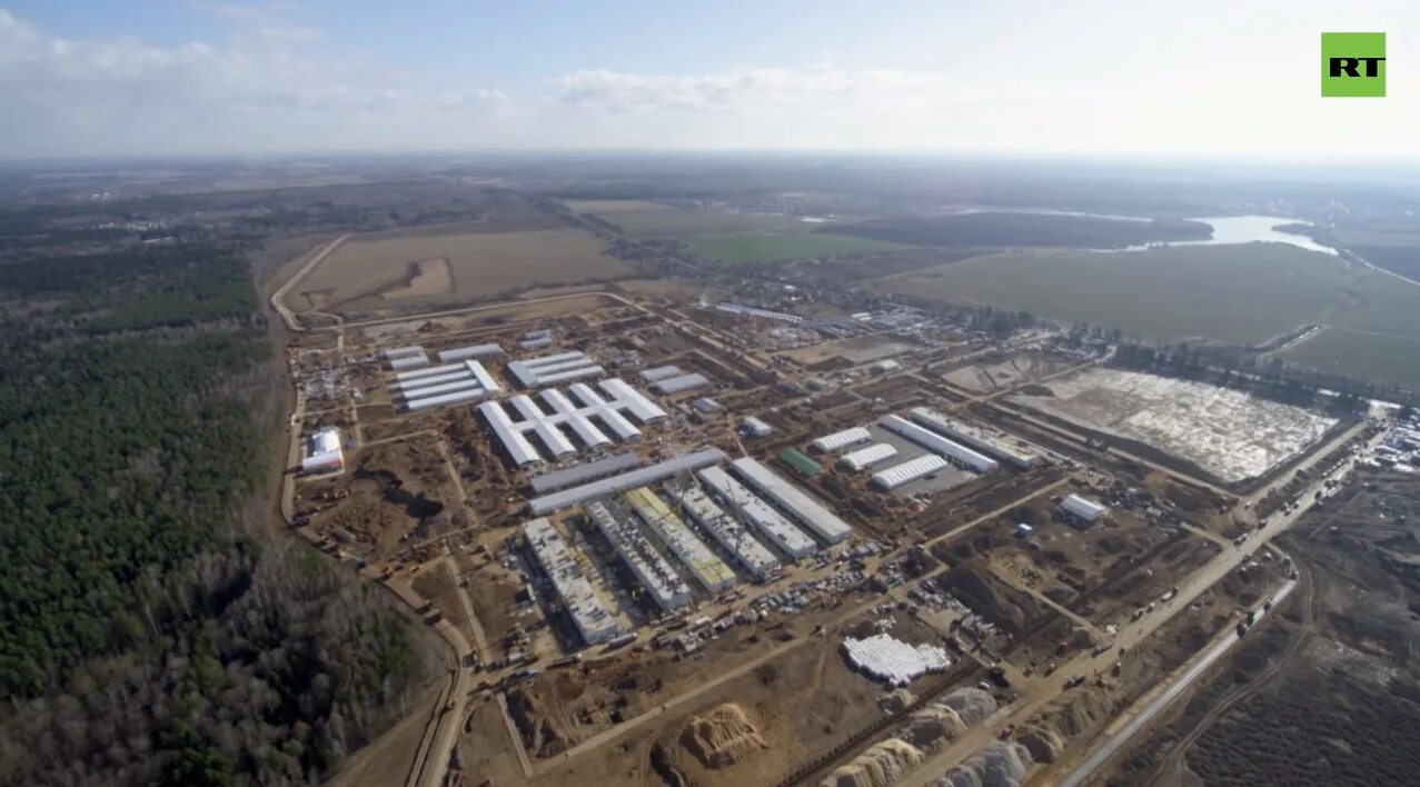 Где строят лагеря. Авангард одинцово патриот лагерь. Современный лагерь вид сверху. Вороновское инфекционная больница. Больница поселение вороновское деревня голохвастово.