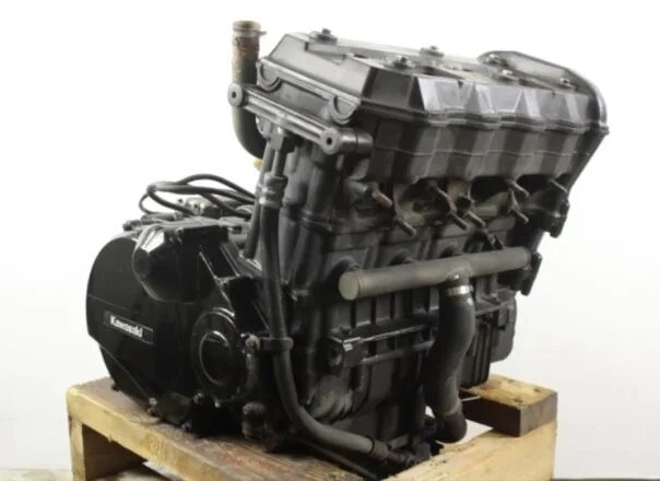 Кавасаки зх 10 томкат. Er650ae двигатель. Кавасаки zl750 двигатель. Двигатель кавасаки. Двигатель кавасаки gpz 1100.