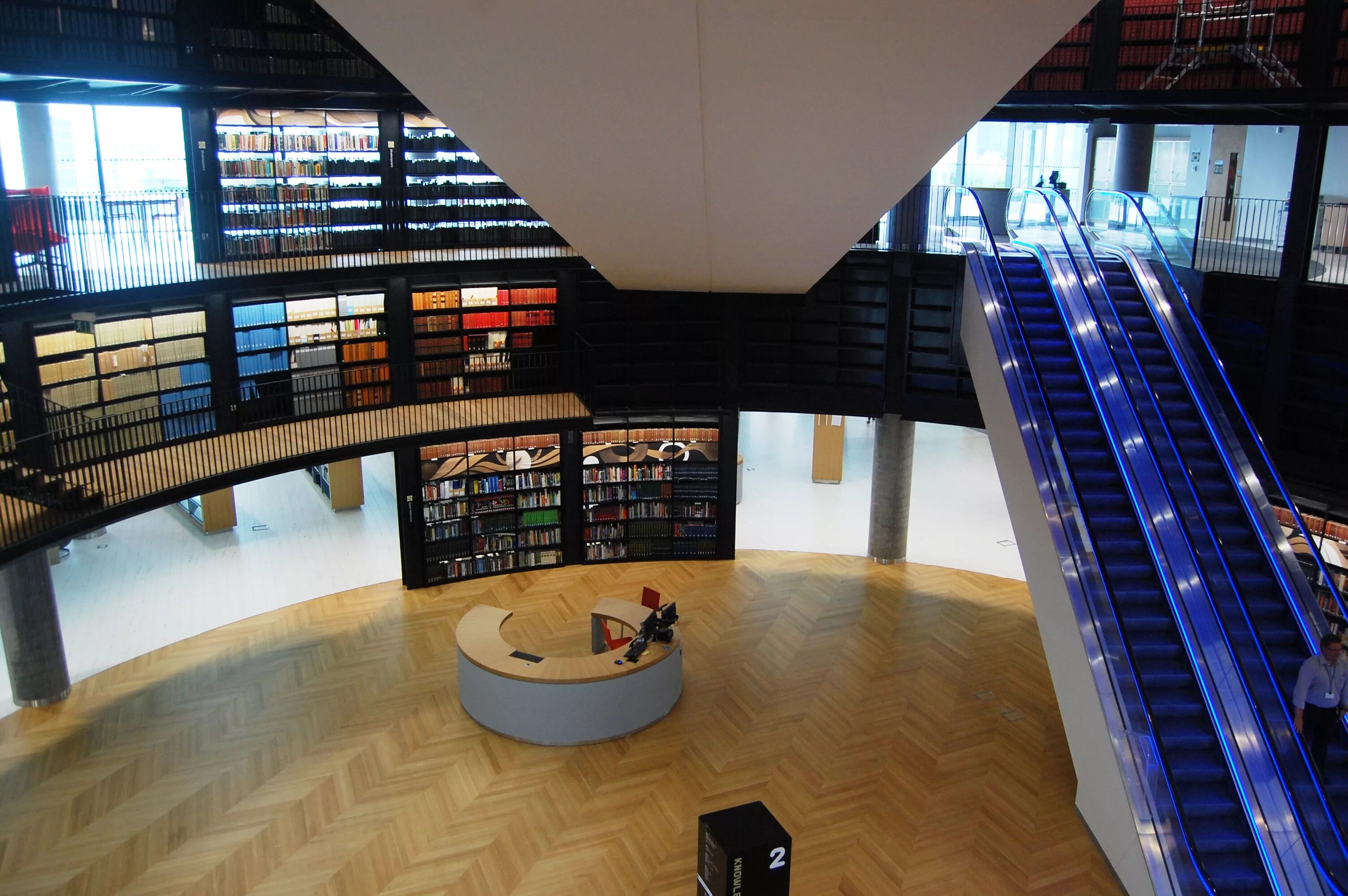 Файл library. Центральная библиотека бирмингема. библиотека бирмингема конструктивное решение. бирмингем библиотека фото. new university of birmingham library.
