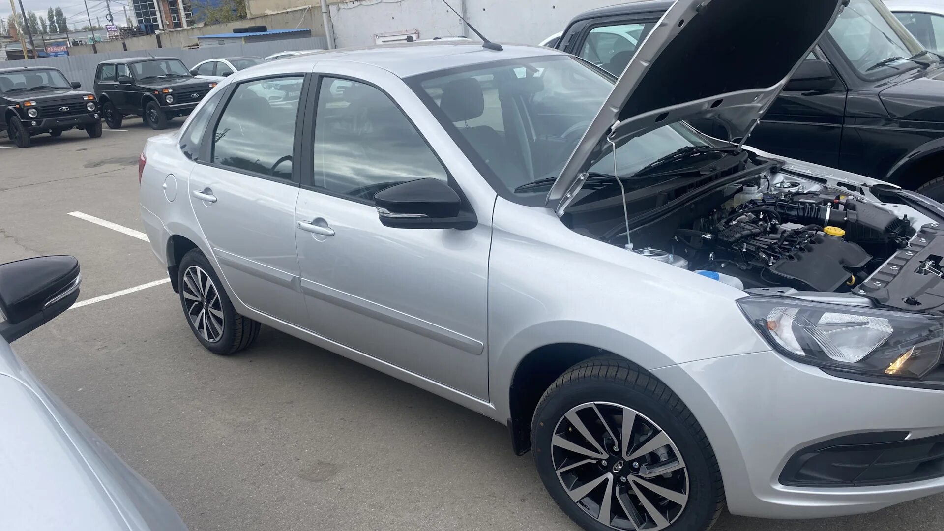 Купить новый Lada (ВАЗ) Granta I Рестайлинг 1.6 MT (87 л.с.) бензин механика в В