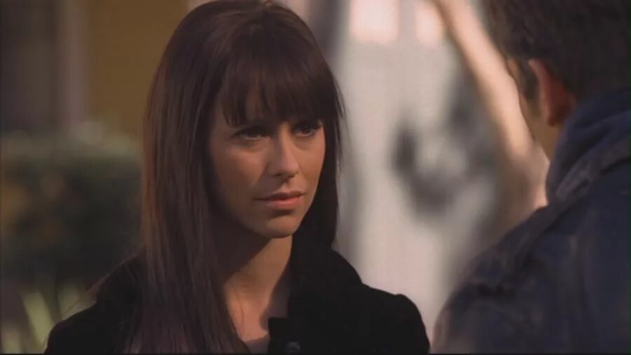 дженнифер лав хьюитт. дженнифер лав хьюитт говорящая с призраками. говорящая с призраками (2005). мелинда гордон говорящая. говорящая с призраками сериал 2022.