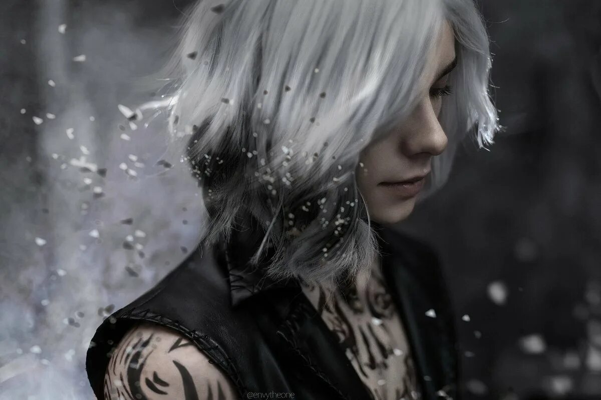 Devil May Cry 5 Vitale. Ви DMC 5. Ви Devil May Cry 5. DMC 5 V Cosplay. Черно белые волосы как называется