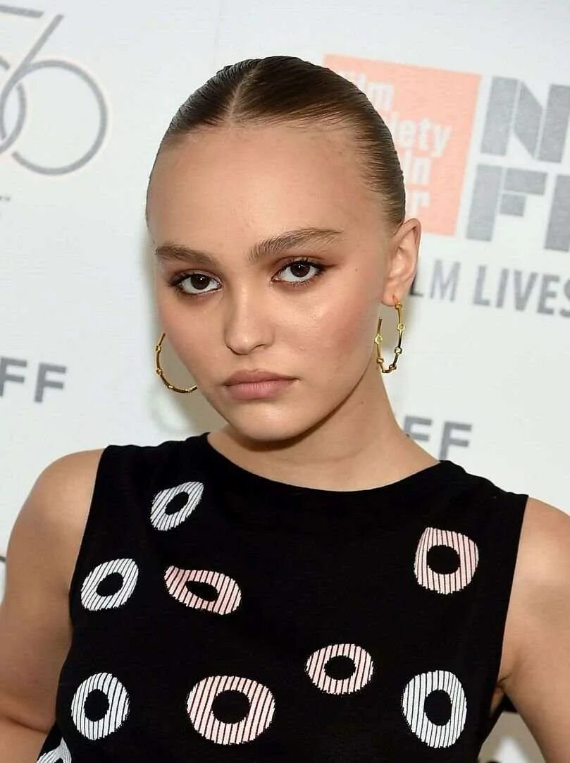 Rose depp. Лили-роуз депп. Лили роуз. Лили-роуз депп. Lily rose depp.