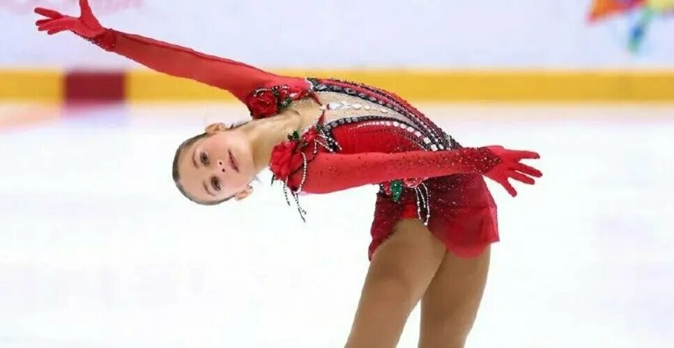 Российские фигуристки. Ксения гущина фигуристка. Санкт петербург фигурное катание соревнования 2023. Саша трусова фигуристка 2022. Чемпионат россии 2022 по фигурному катанию женщины соня акатьева.
