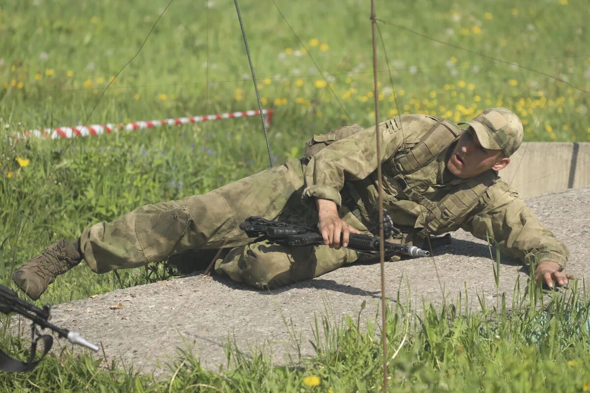 Сбежавшие разведчики. Отличники войсковой разведки 2022. Отличники войсковой разведки 2022 Новосибирск. Всеармейский конкурс отличники войсковой разведки 2022. Военный разведчик.