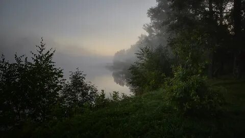 Легла река