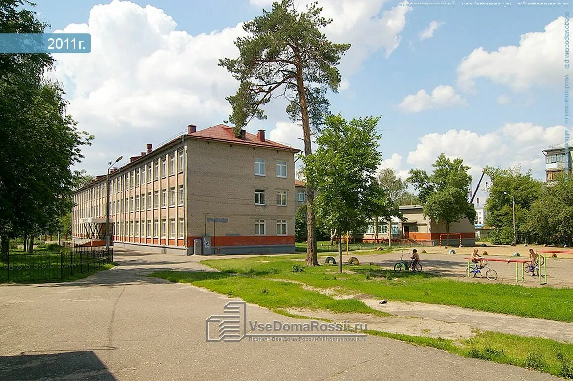 Гимназия 94 казань. 139 гимназия казань внутри. Школа м14 казань. Школа м14 казань. Школа 14 казань.