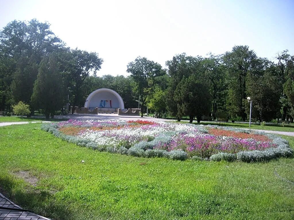 Парк Петровского Мариуполь. Парк Лепорского Мариуполь. Парк Петровского Криничка Мариуполь. Парк Петровский Одинцово Петровский. Петровский парк сайт парка