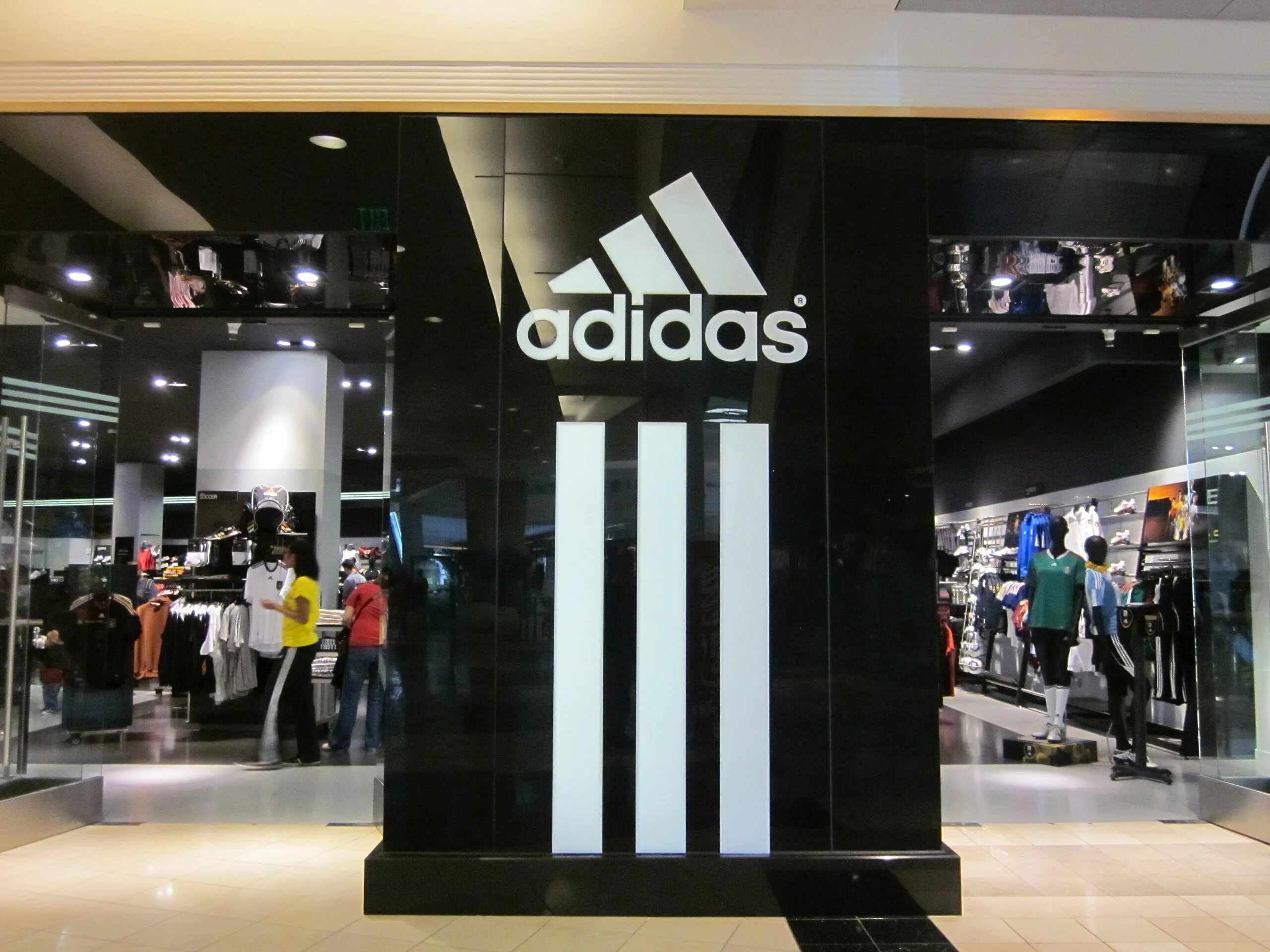 Adidas San Francisco. Adidas Store. Shop адидас. Adidas брендовые. Адидас тц