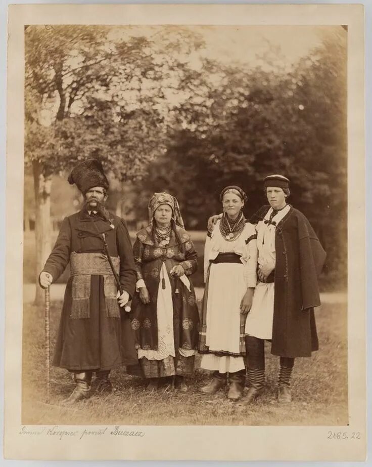 Славянская бабушка. Лемки старые фото. Old ukrainian. Old ukrainian. Крестьяне волынской губернии.