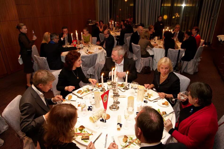 Дипломатический банкет. Деловая встреча ужин. Банкет в кремле. Дипломатический банкет. Дипломатический прием.