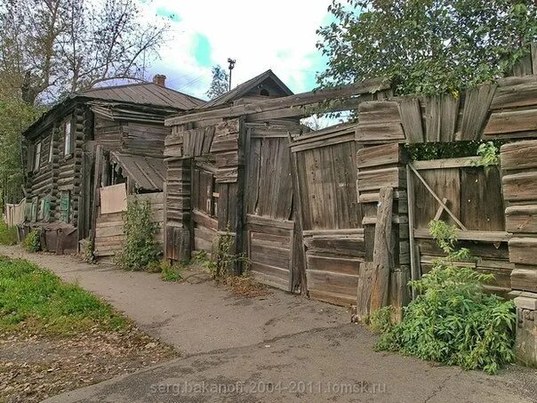 Ирбит разруха. Малый власьевский дом федоровых. Дом пьянковых в сольвычегодске. Дому 200 лет. Глеб успенский дом тула.