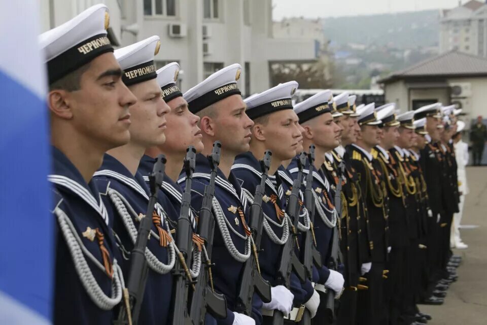 Вмс рф. Моряки Черноморского флота. Моряки ВМФ РФ. Служба на флоте. ВМФ войска.