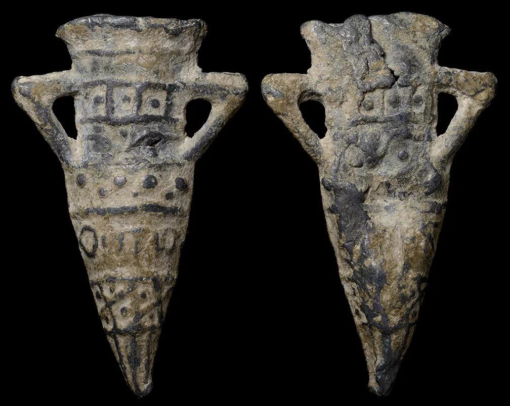 Древние артефакты индонезии. Ancient artifact. Артефакты древнего египта. Ancient roman candle. Ancient artifact.