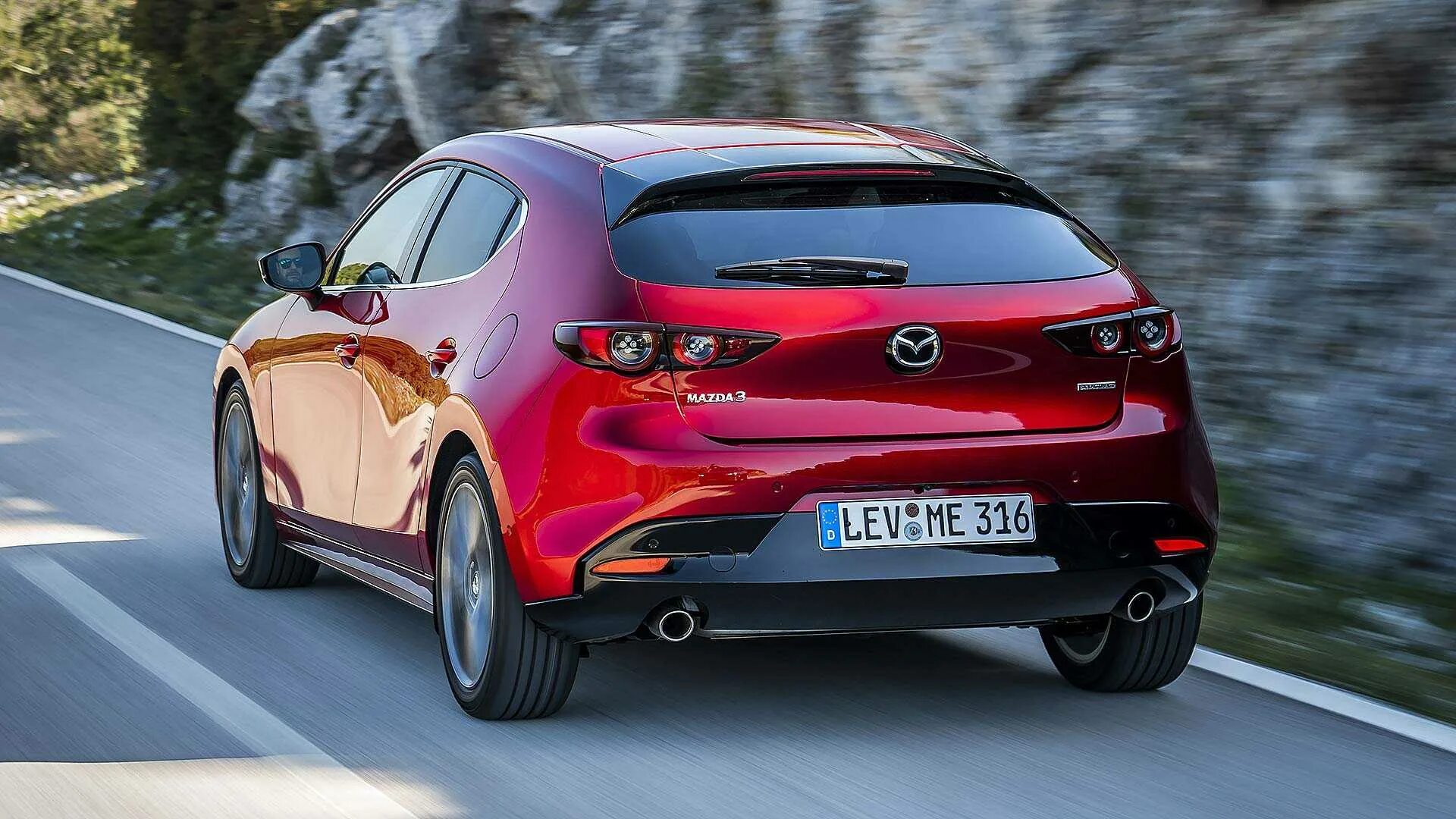 Мазда 3 2021. Mazda 3 хэтчбек 2021. Mazda 3 Hatchback 2022. Mazda 3 Hatchback 2019. Mazda описание