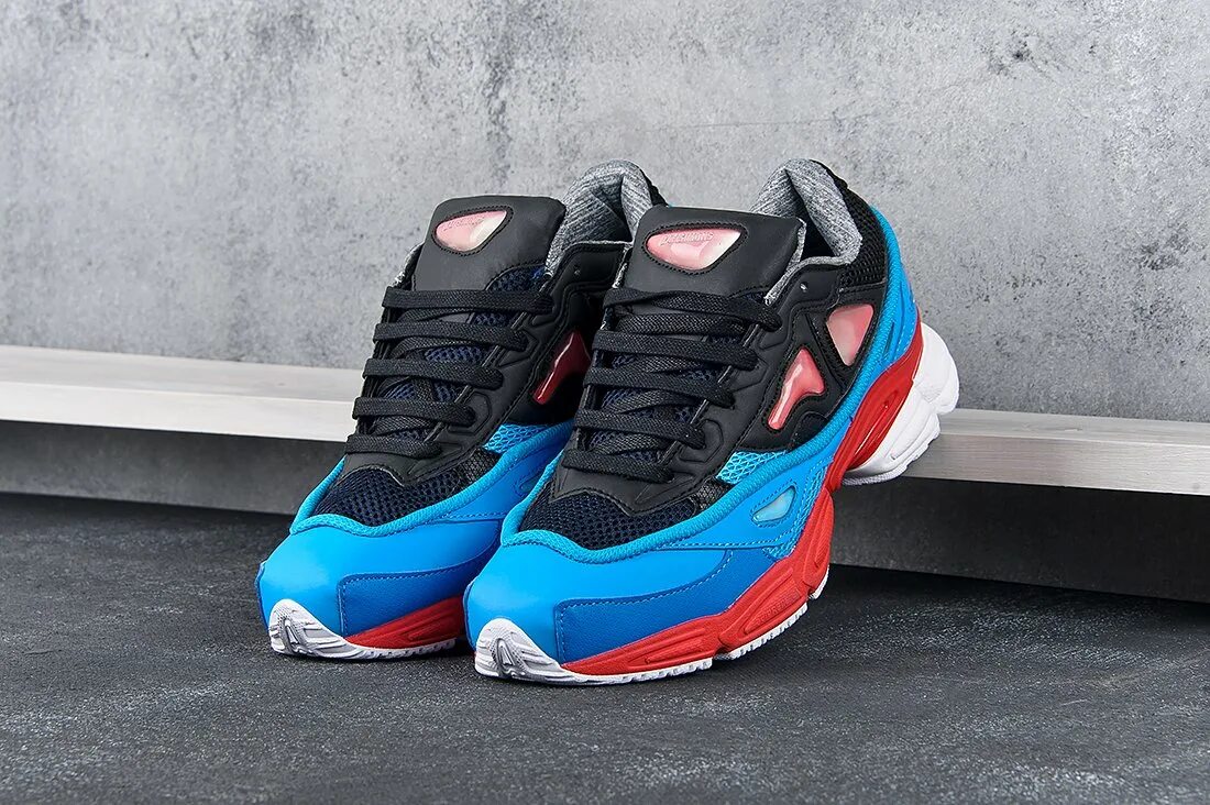 Raf Simons кроссовки Ozweego. Adidas Ozweego 2. Adidas кроссовки Ozweego. Adidas Ozweego 2 x Raf. Раф симонс озвиго