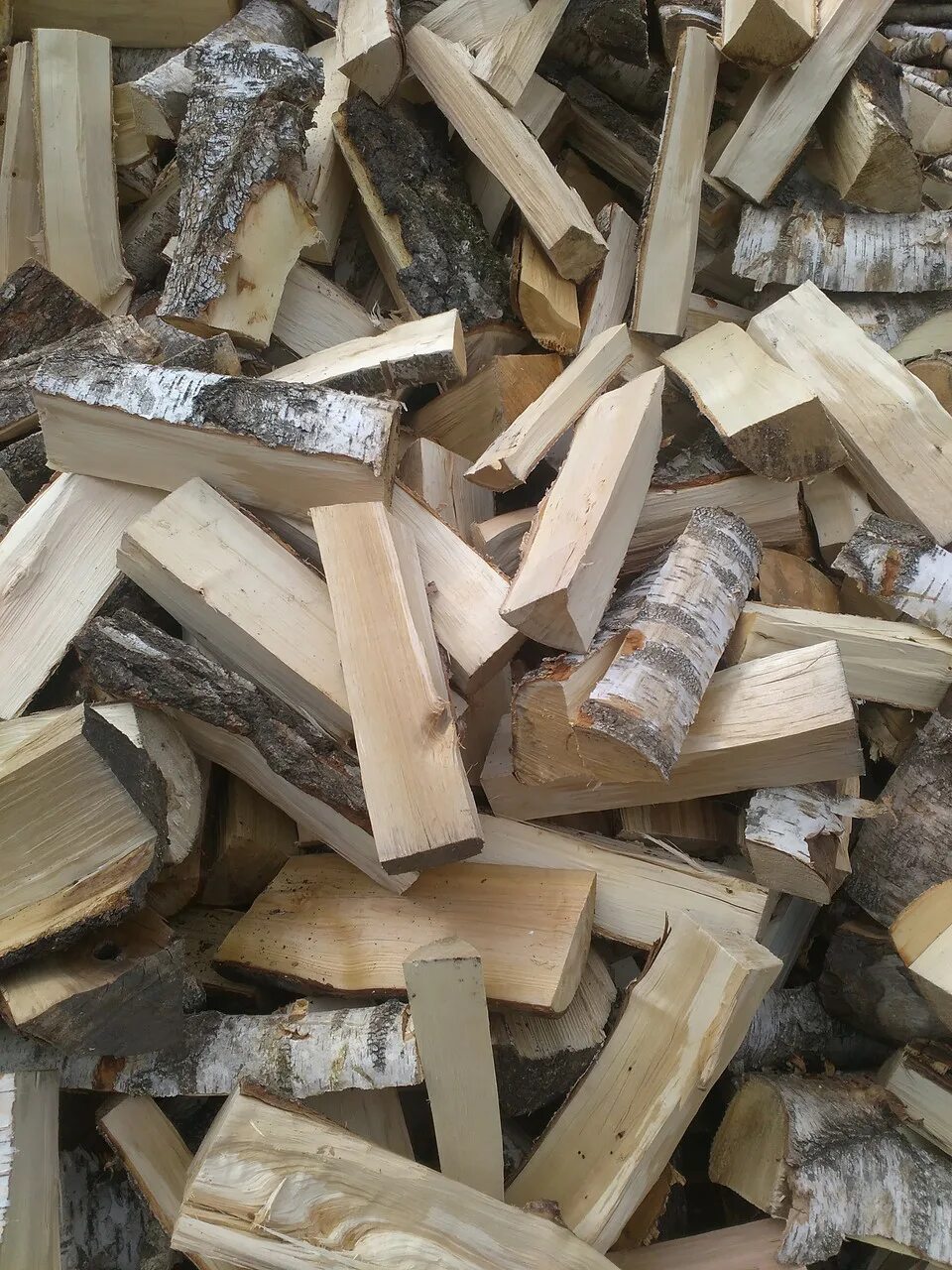 Купить дрова оренбург. Дрова. Березовые дрова. Дрова лиственные. Дрова берёзовые колотые с доставкой.
