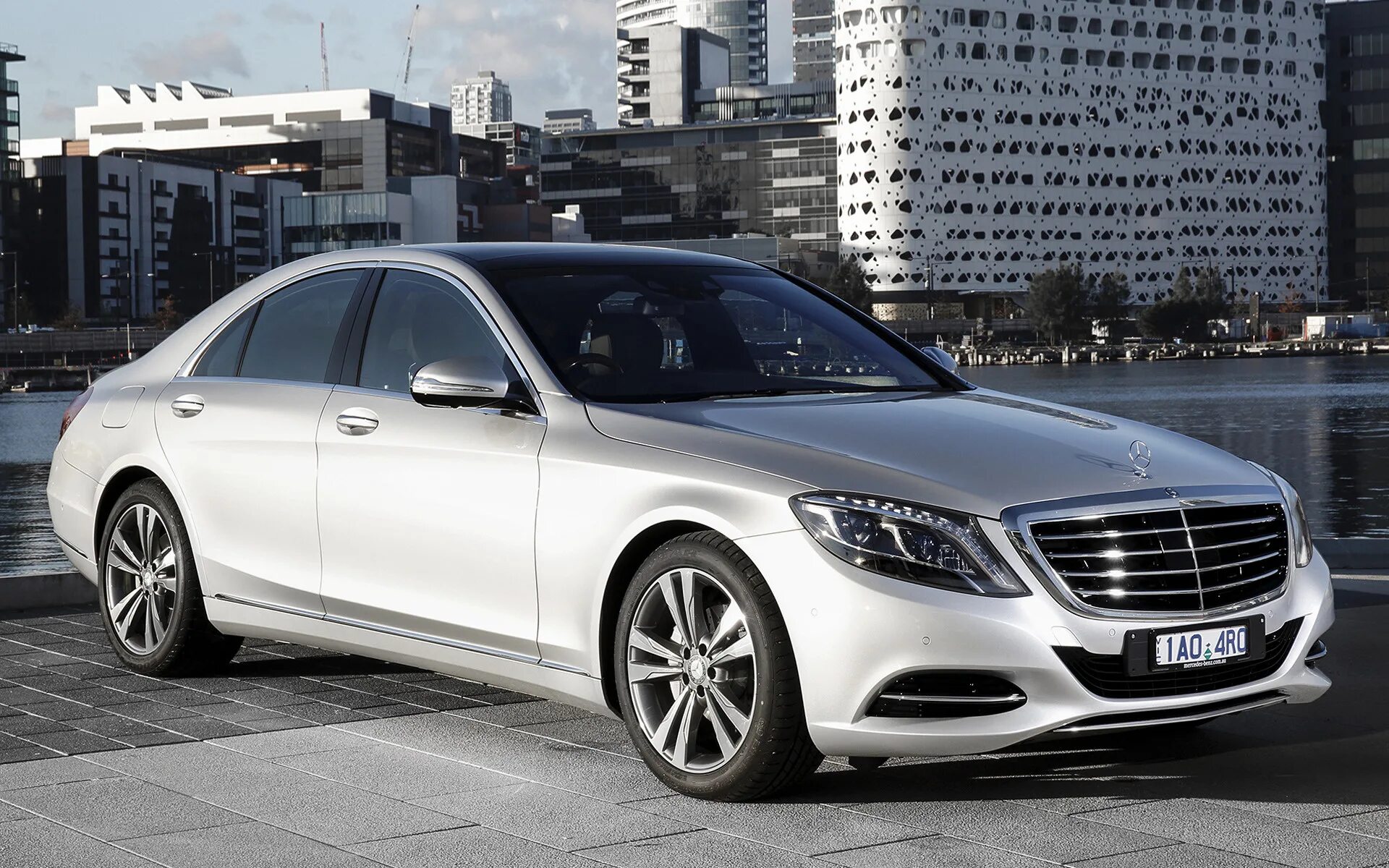 Куплю мерседес 2013. Mercedes Benz s300. Mercedes Benz s300 w222. Мерседес Бенц 300s. Mercedes Benz s class 300.