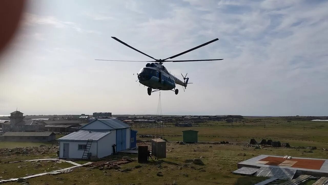 Рп5 диксон. Диксон посёлок городского типа. Диксон вертолеты. Аэропорт Диксон. Диксон позывной.