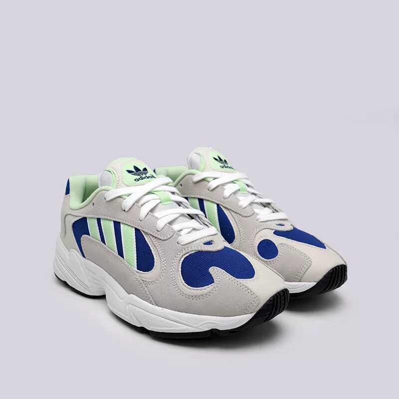 Yung 1 адидас. Adidas young 1 White Green. Adidas young 2 White. Yung 1 адидас бежевые.