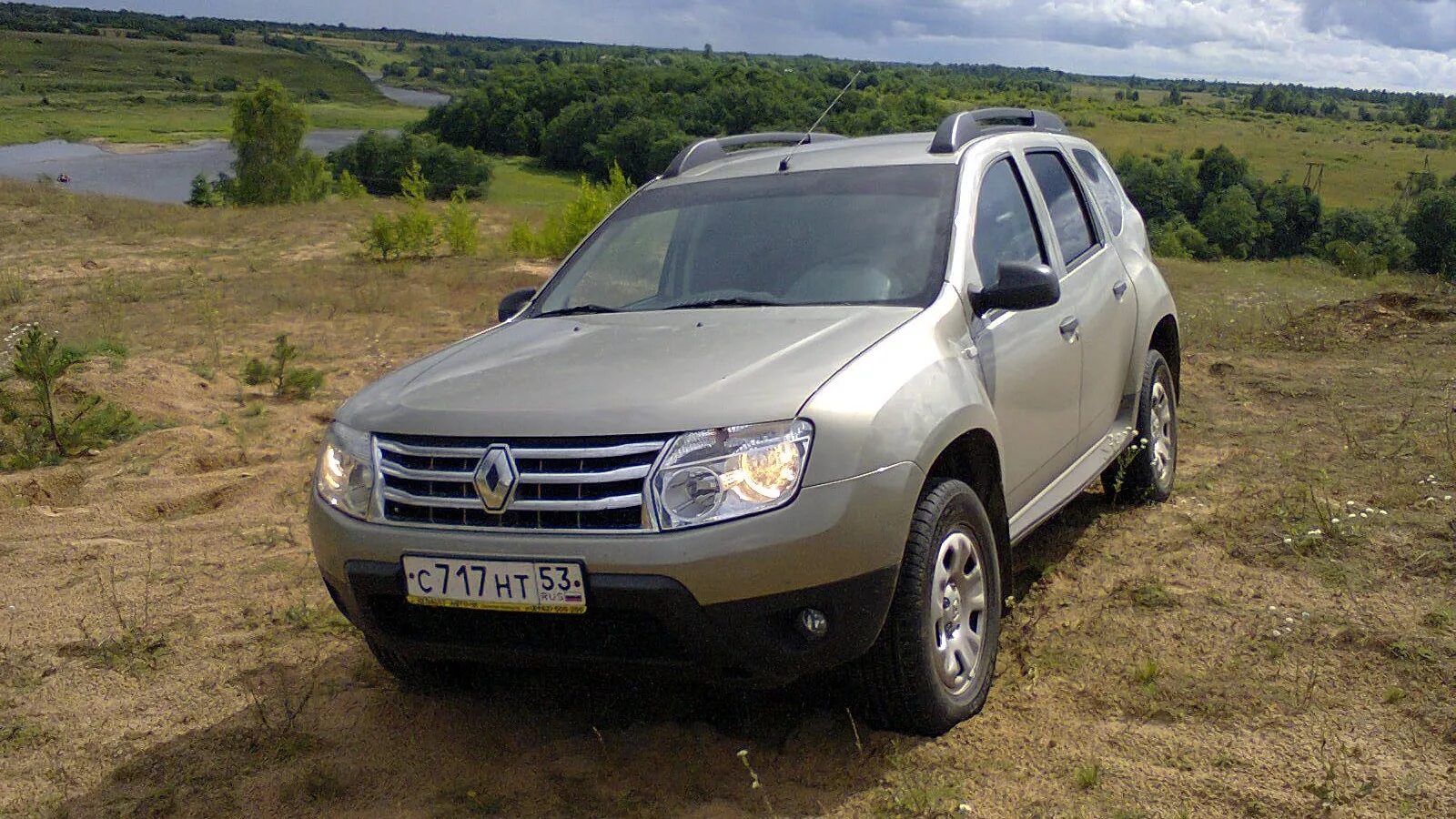 Рено дастер с пробегом полный привод. Рено Дастер 2012. Renault Duster 2012 год. Рено Дастер 2013 года. Рено Duster 2012.