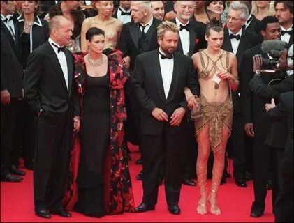 Премьера про 5