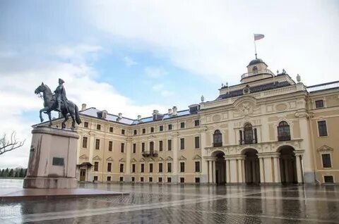 Константиновский дворец константиновский парк лита фото