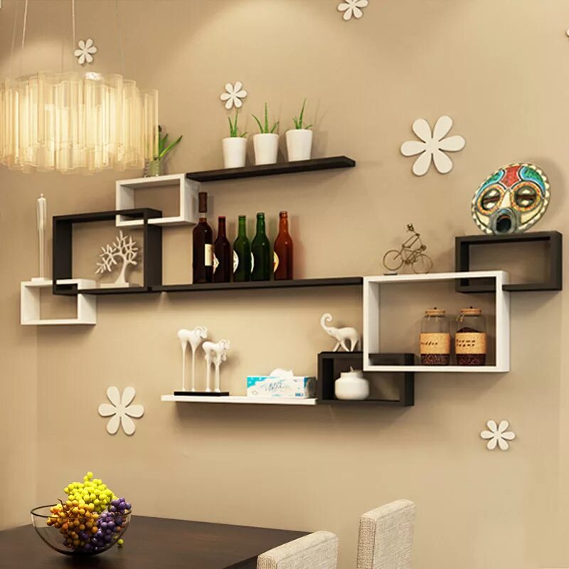 Полки в зале фото. Настенные полки в интерьере. полки настенные навесные открытые оригинальные. полочки в гостиную. полочки на стену в гостиную.