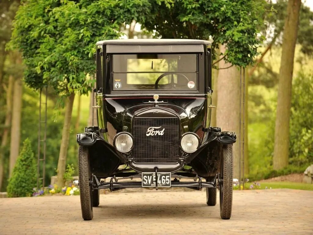 1 автомобиль форд. Ford model t 1923. Ford model t 1923 sedan.