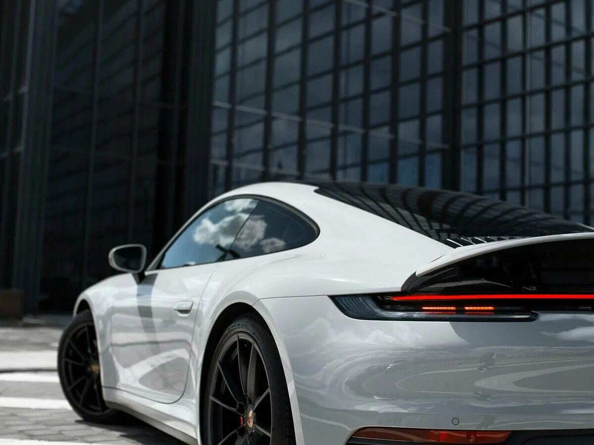 Телефон 8 992. Porsche 911 Carrera 4s 992. Porsche 911 Carrera 4s. Порше 911 Carrera 4s. Porsche 911 Carrera 4s 2021.