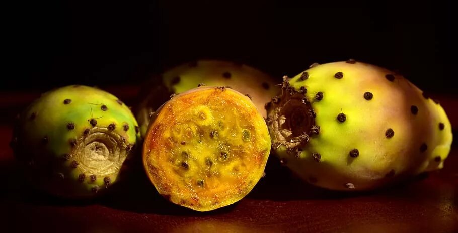Буда фрукт. Африканская груша Дакриодес. Смесь экзотических фруктов. Картинки экзотических фруктов. Плоды кактуса блюдо.